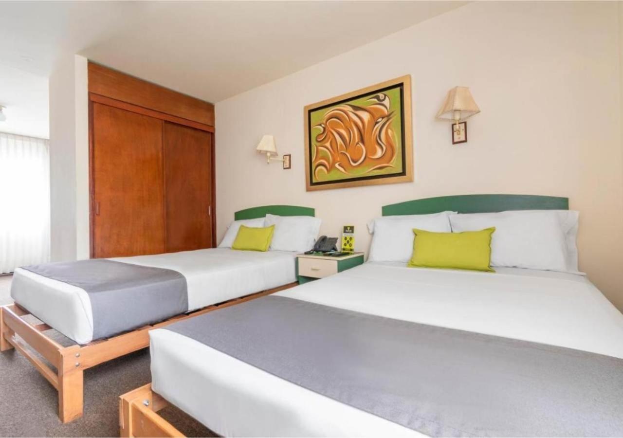 Hotel San Isidro Inn