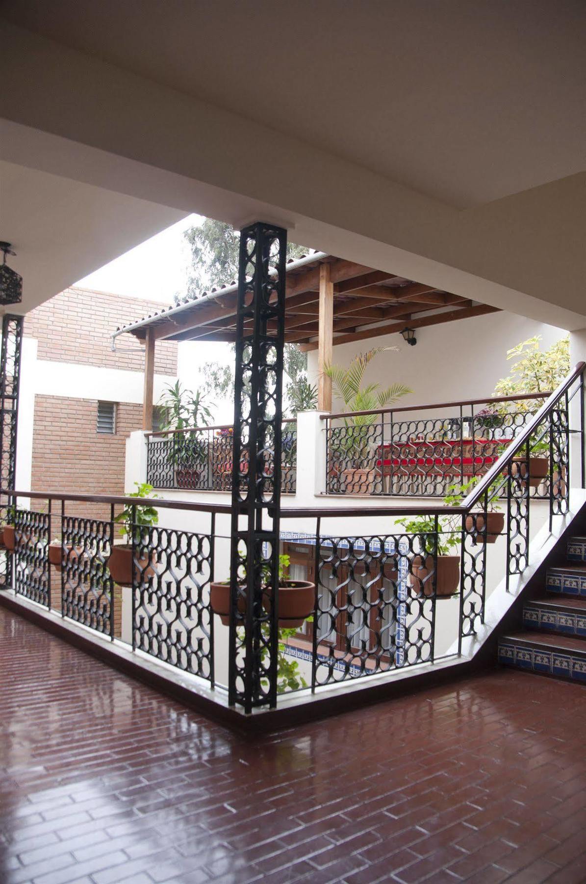 Hotel San Isidro Inn Hotel